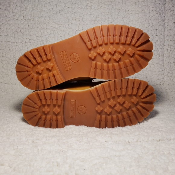 Timberland Men's 6-inch Premium Waterproof Boots - Picture 3 of 4